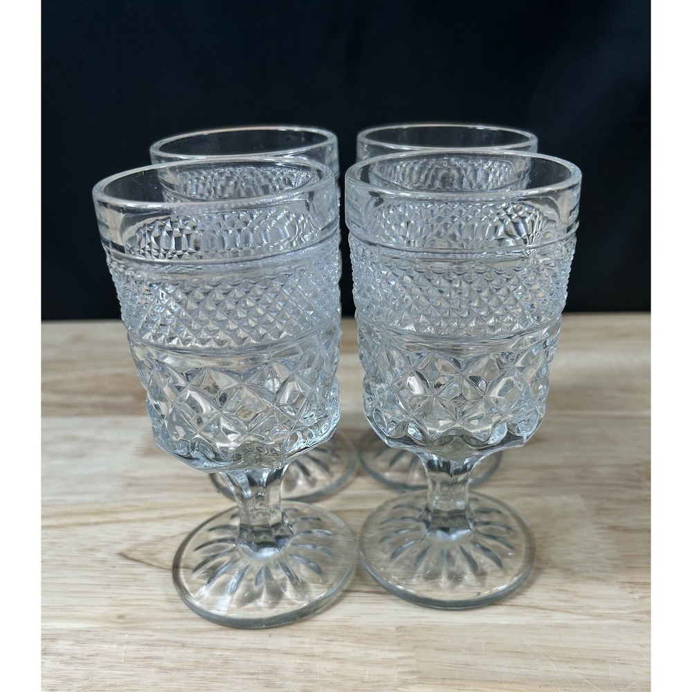 VTG 1960's Anchor Hocking Wexford Pattern Cordial Glasses. 3 oz. SET Of 4.